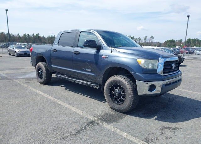2008 TOYOTA Tundra