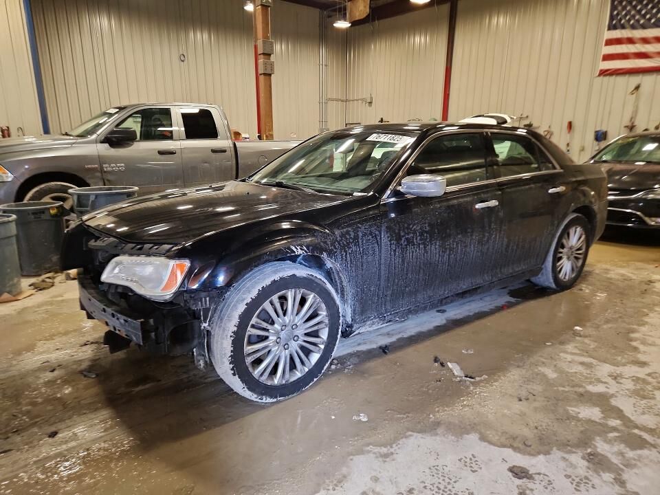 2013 CHRYSLER 300