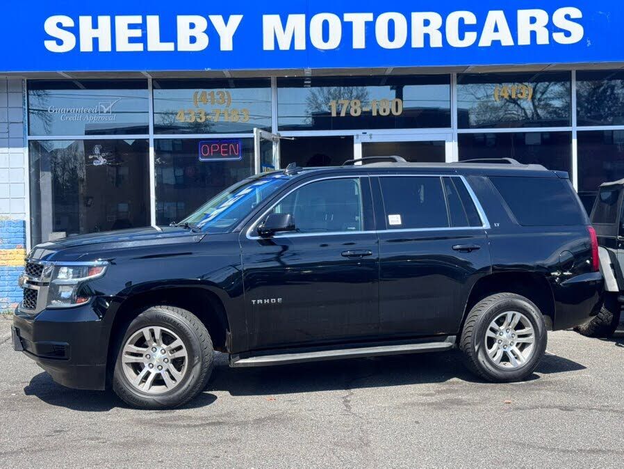 2017 CHEVROLET Tahoe