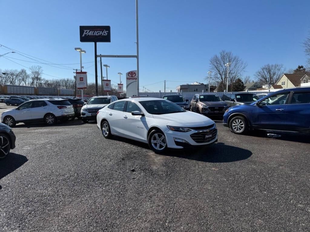 2023 CHEVROLET Malibu