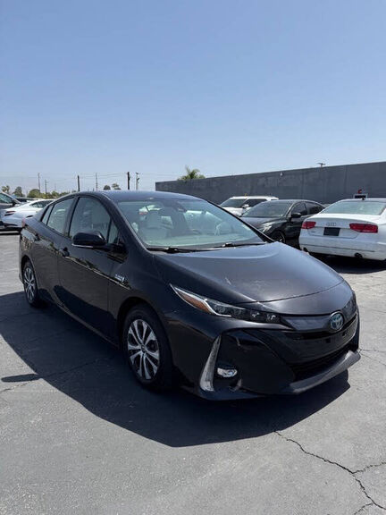 2020 TOYOTA Prius