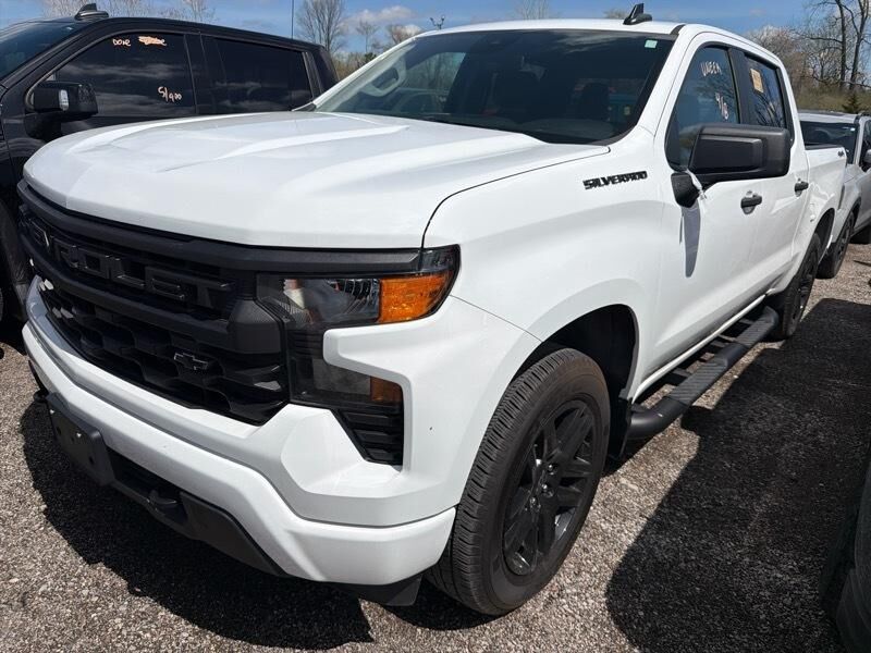 2024 CHEVROLET Silverado