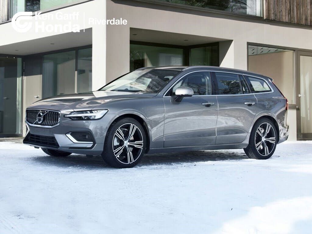 2020 VOLVO V60
