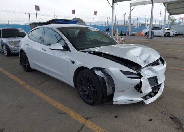 2024 TESLA Model 3