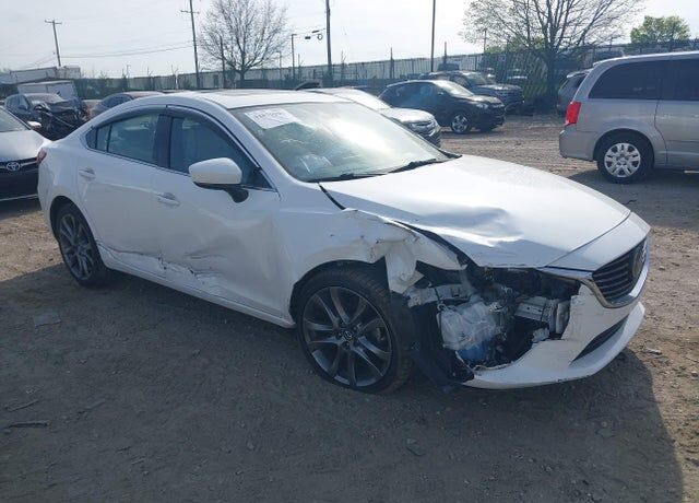 2017 MAZDA Mazda6
