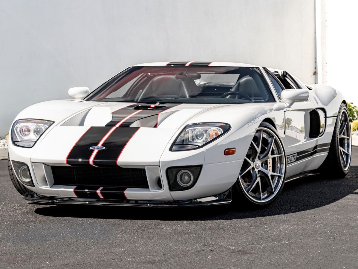 2005 FORD GT