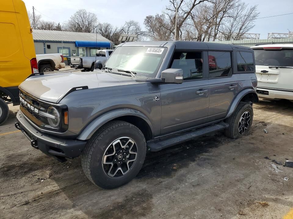 2023 FORD Bronco