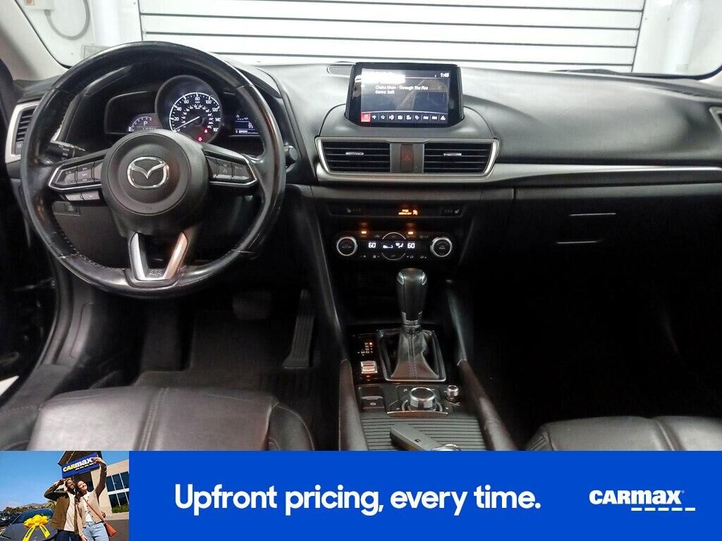 2018 MAZDA Mazda3