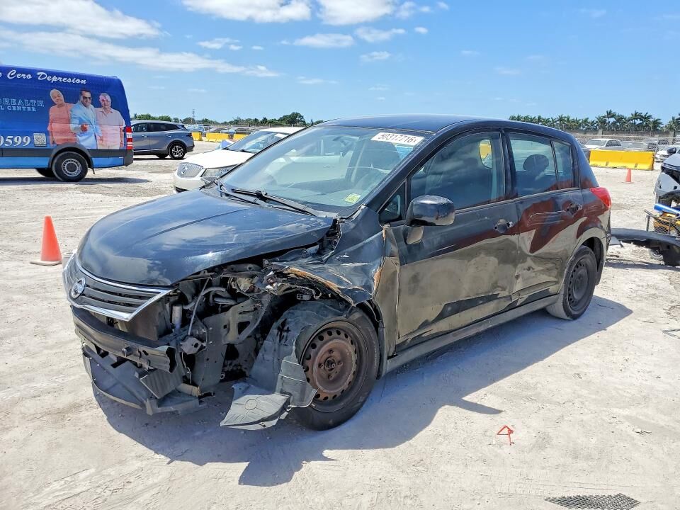 2010 NISSAN Versa