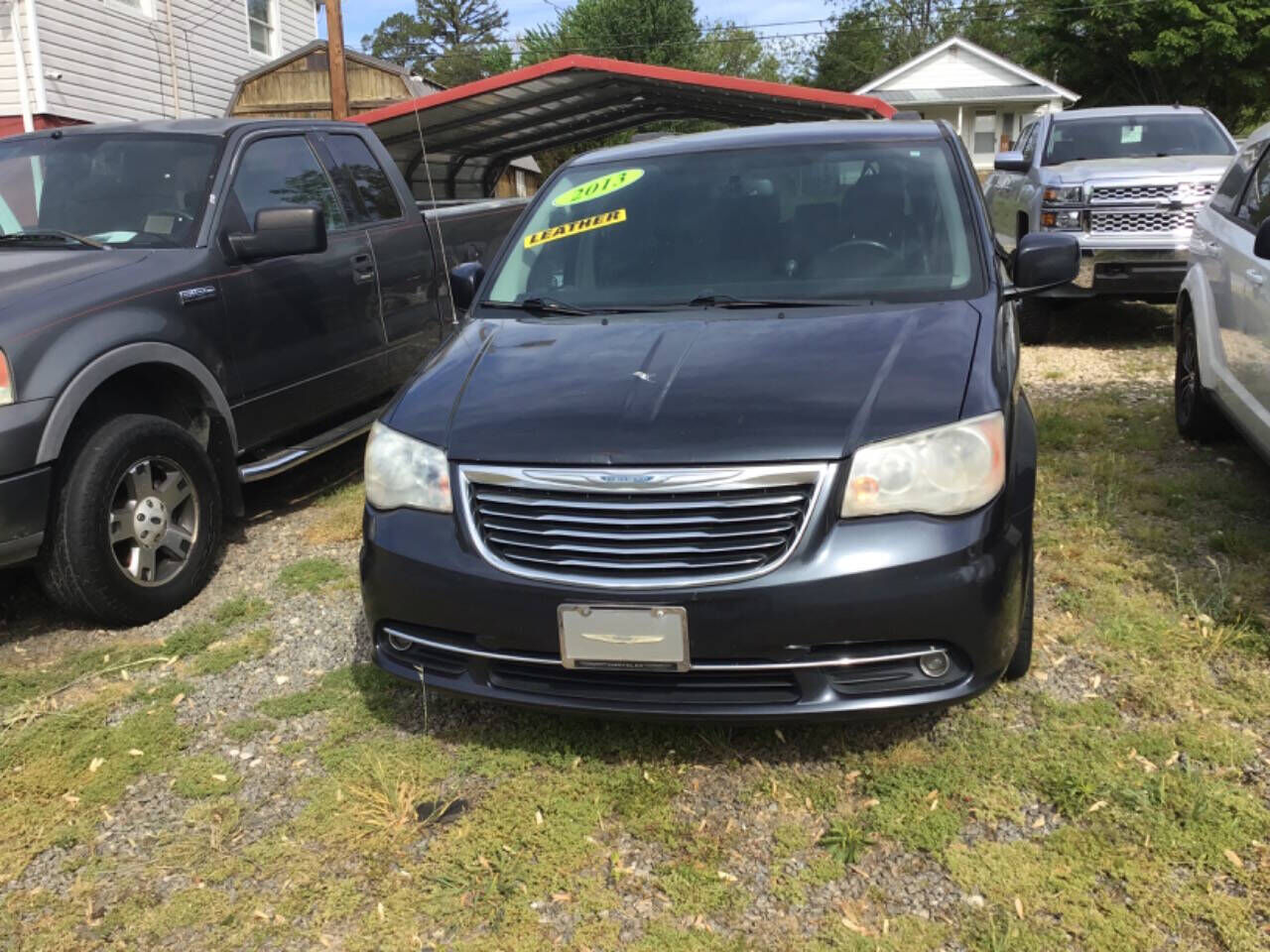 2013 CHRYSLER Town and Country