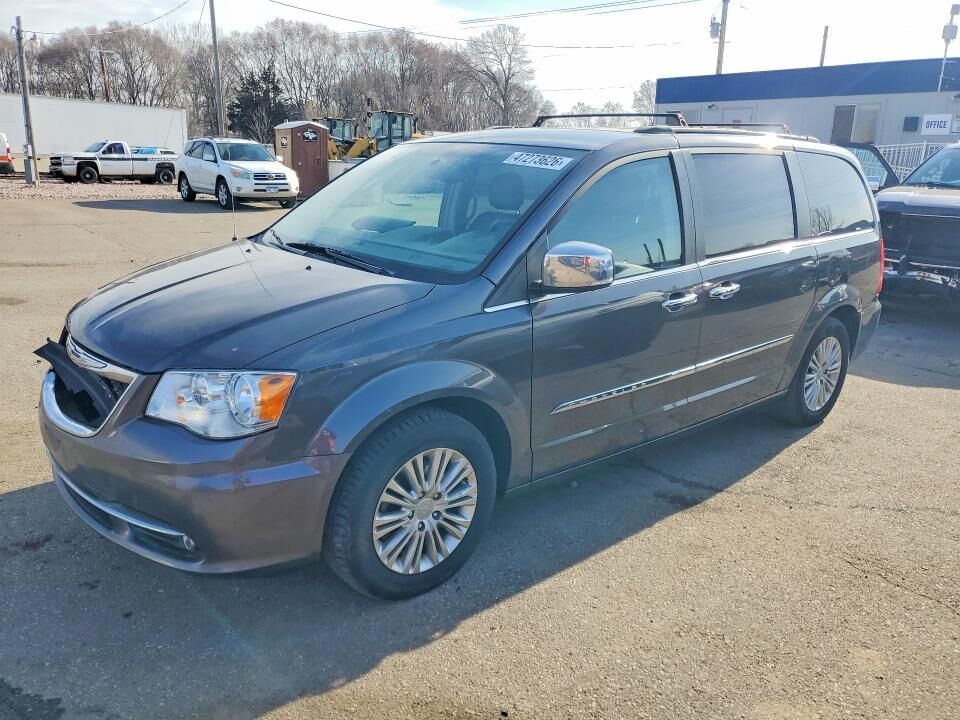 2015 CHRYSLER Town and Country