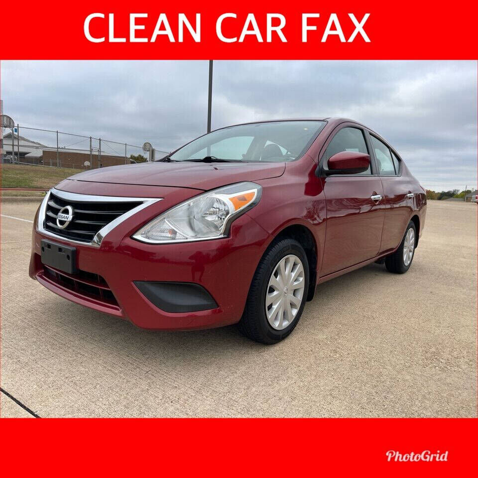 2019 NISSAN Versa