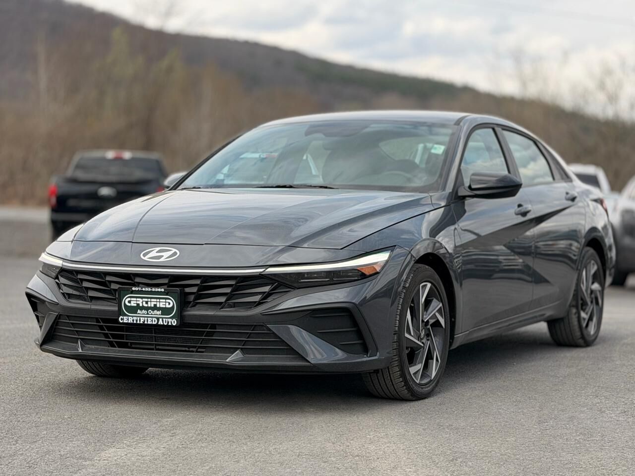 2025 HYUNDAI Elantra