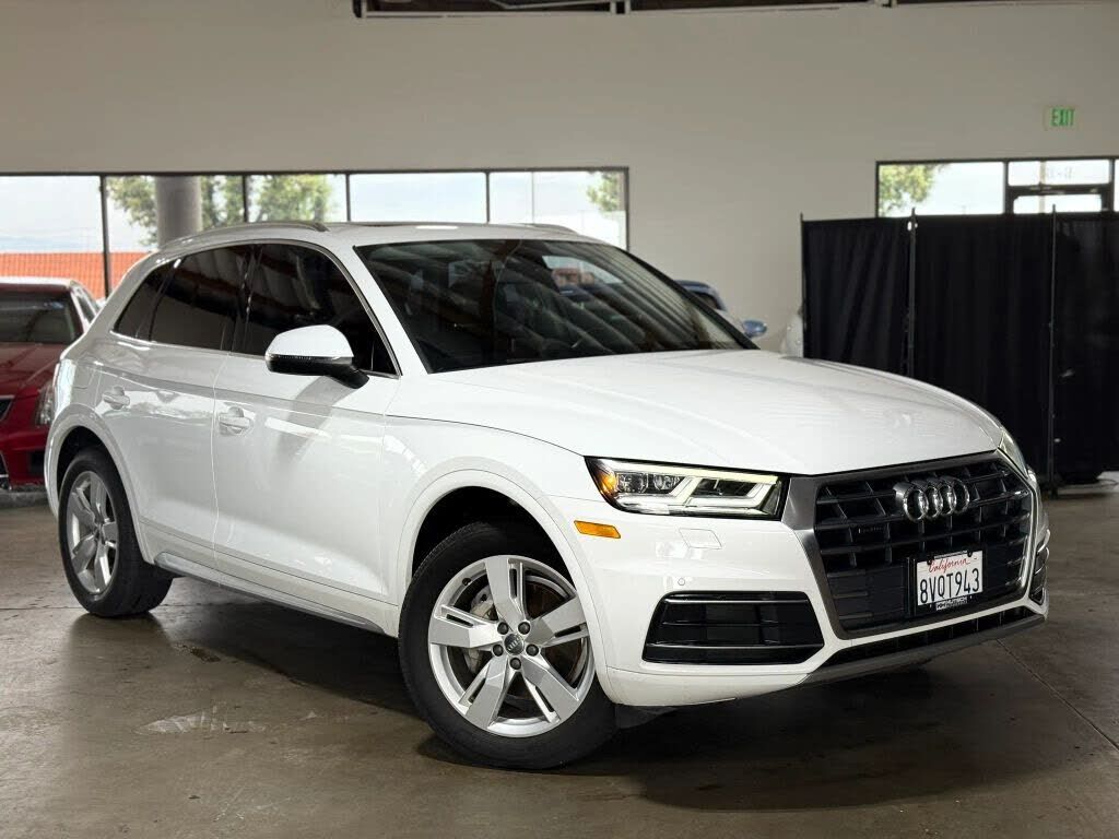 2019 AUDI Q5