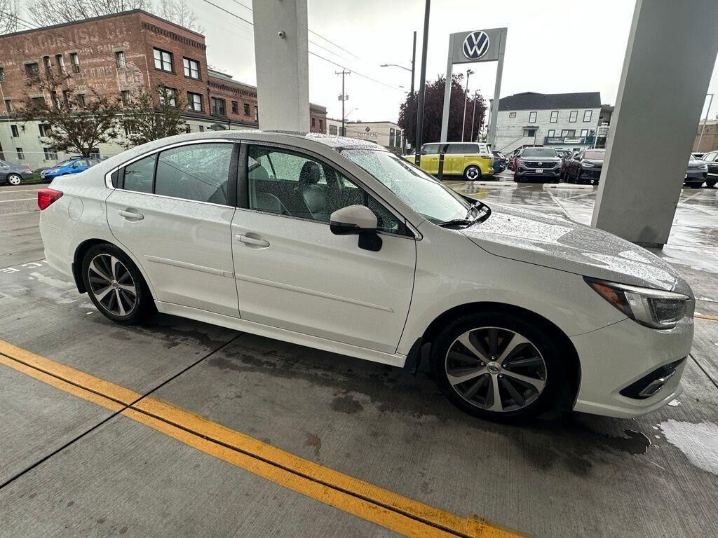 2019 SUBARU Legacy