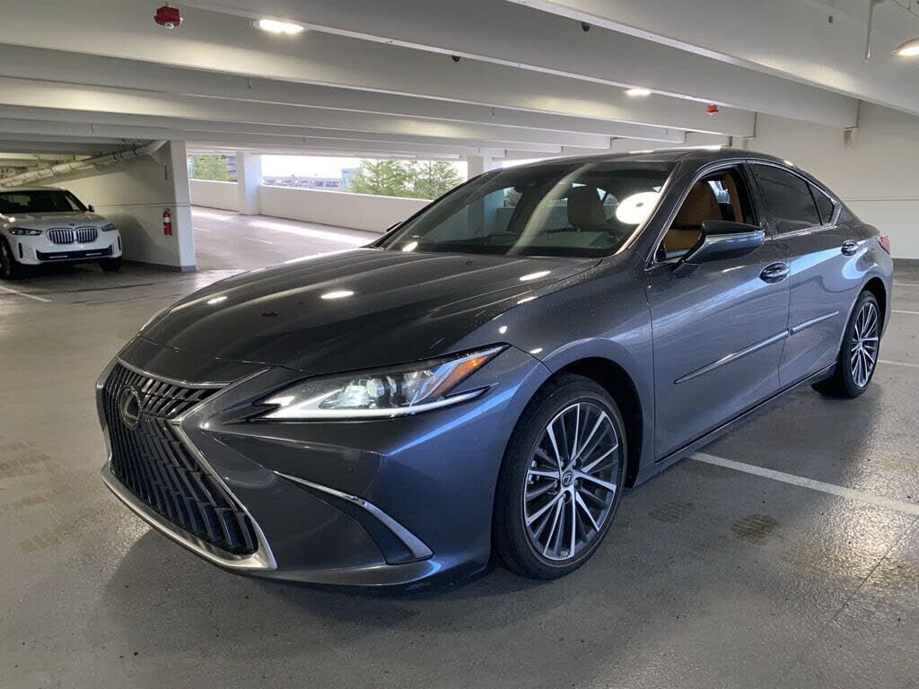 2023 LEXUS ES