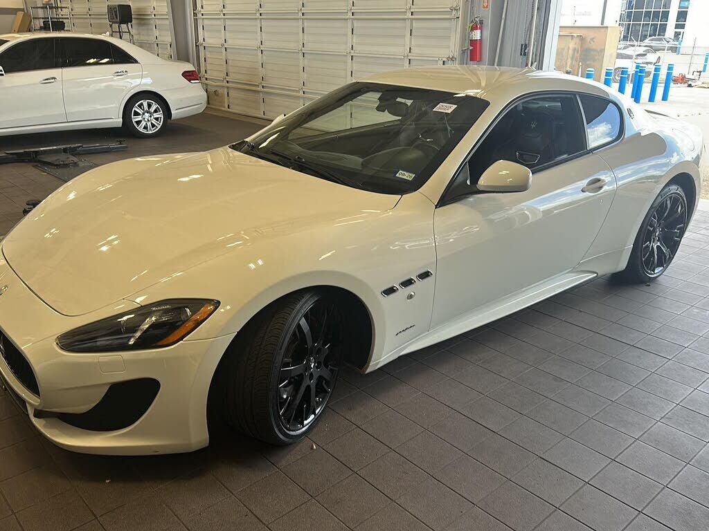 2013 MASERATI Granturismo