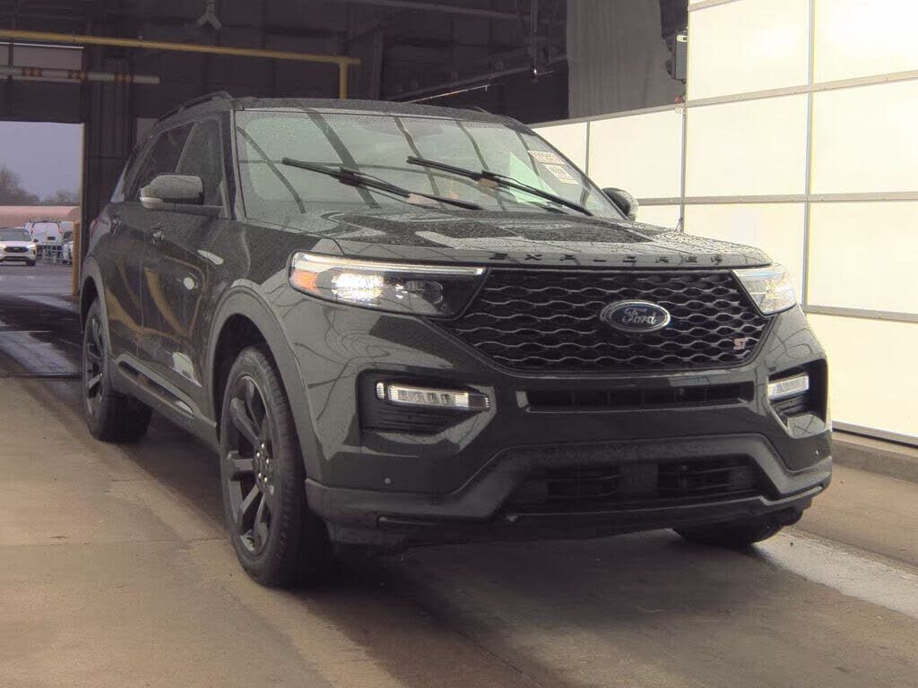 2023 FORD Explorer
