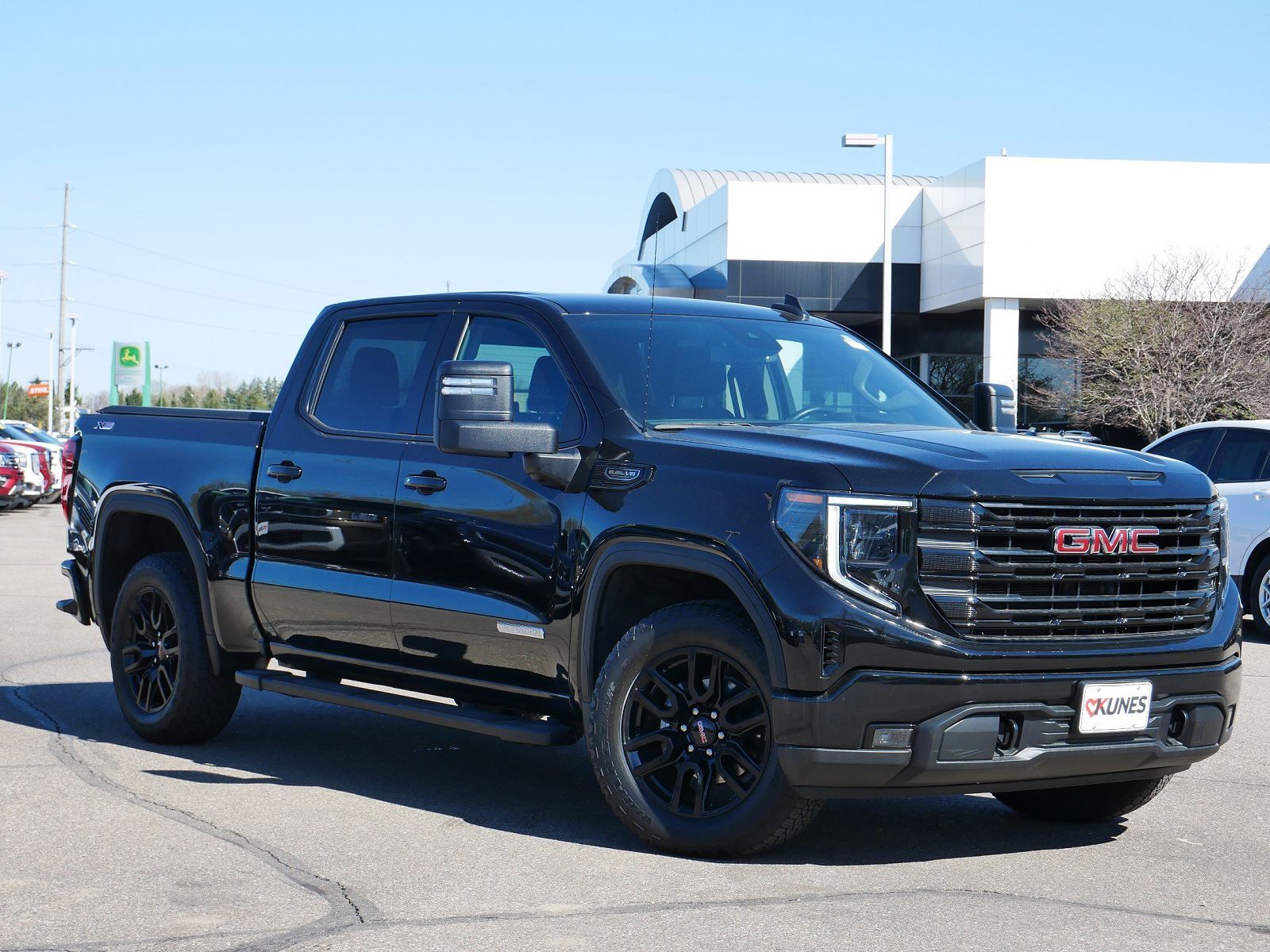 2023 GMC Sierra