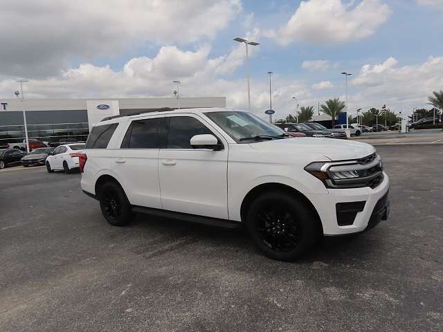 2024 FORD Expedition