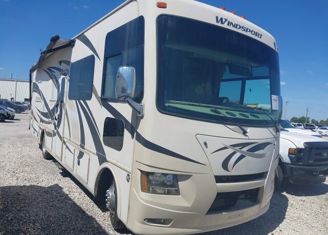 2015 FORD Motorhome Chassis