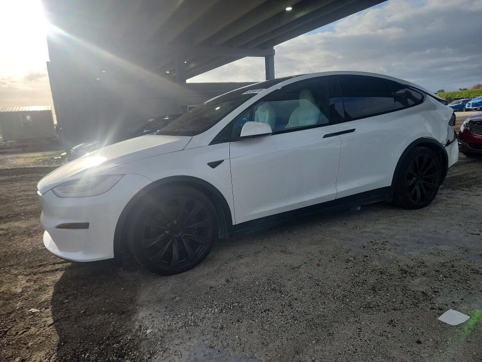 2022 TESLA Model X