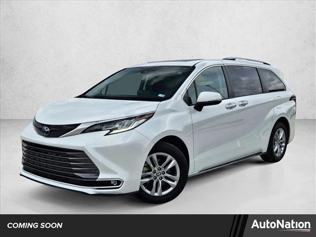 2022 TOYOTA Sienna