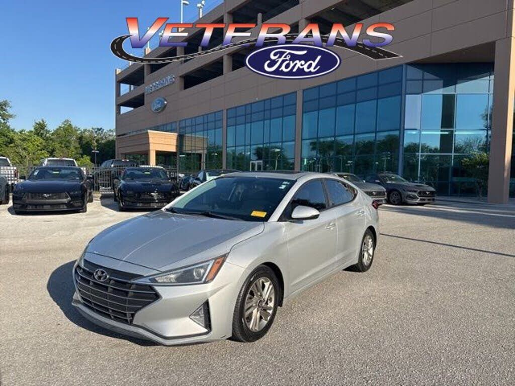 2019 HYUNDAI Elantra