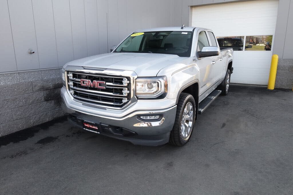2017 GMC Sierra