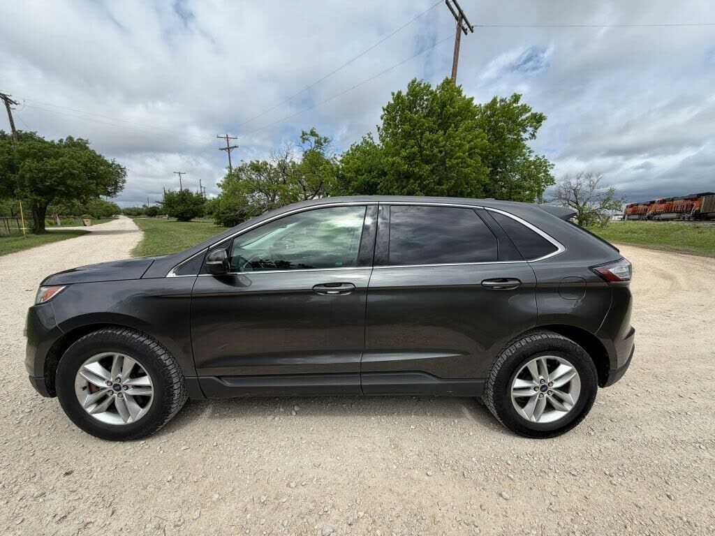 2016 FORD Edge