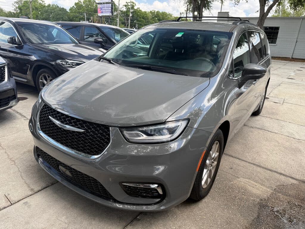 2022 CHRYSLER Pacifica