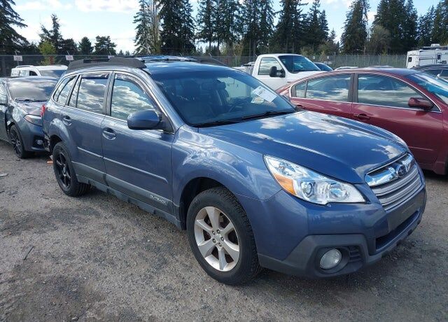 2014 SUBARU Outback