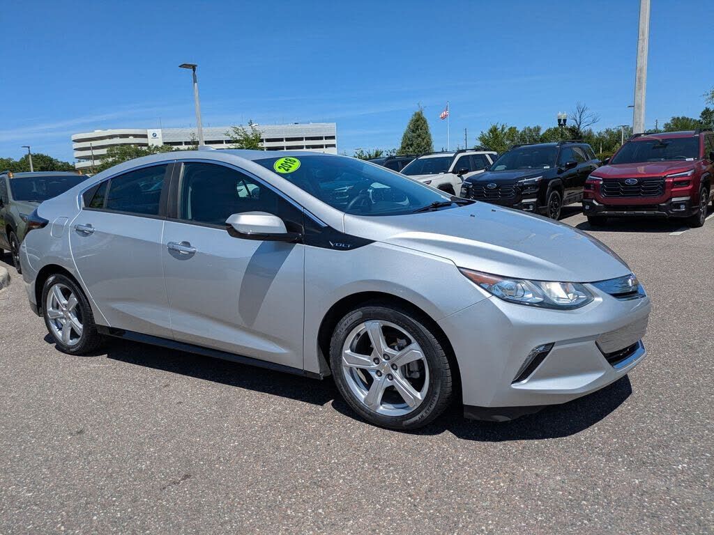 2018 CHEVROLET Volt
