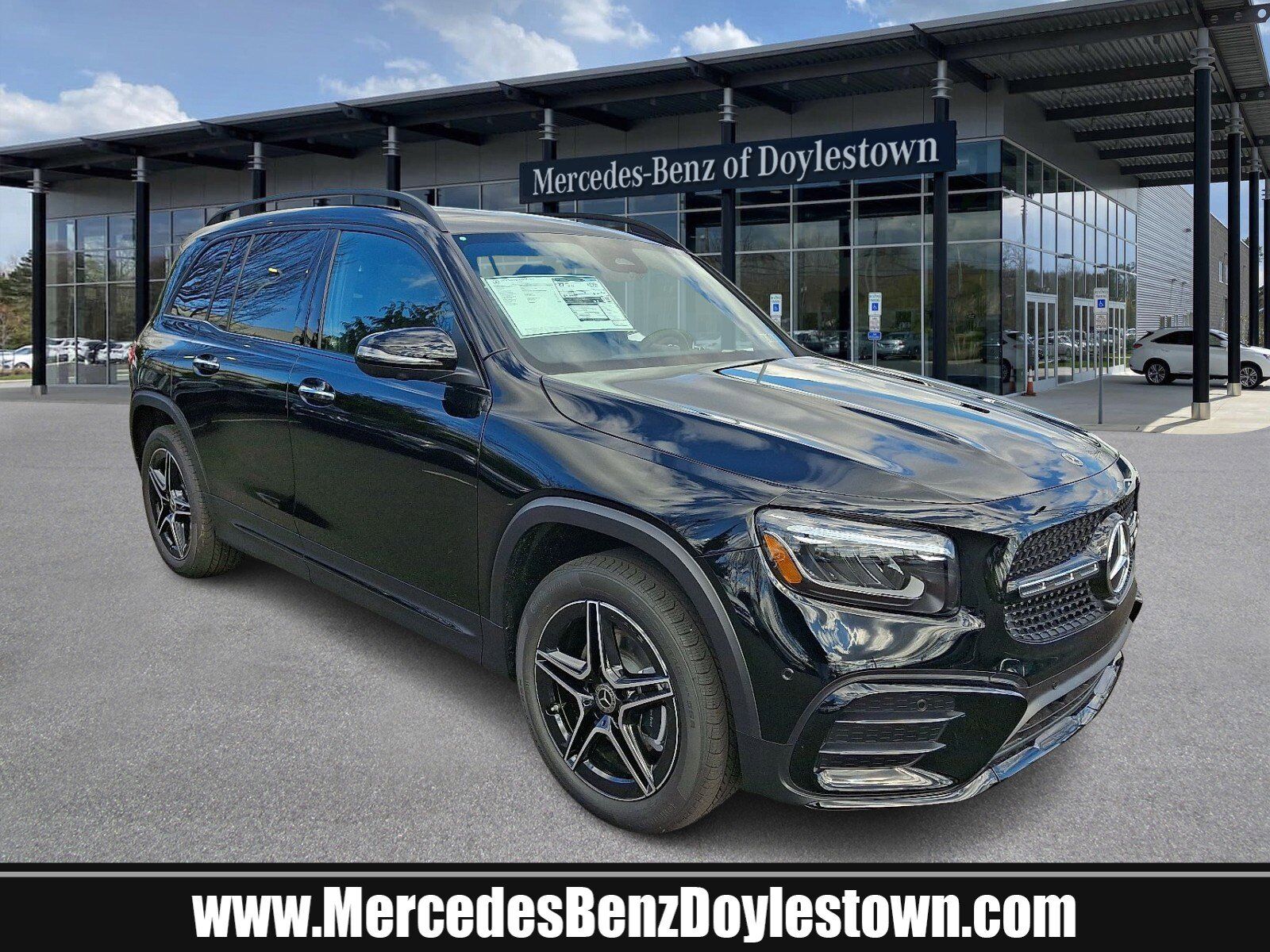 2026 MERCEDES-BENZ GLB-Class