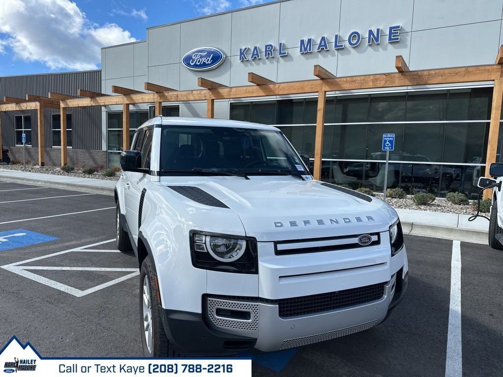 2023 LAND ROVER Defender