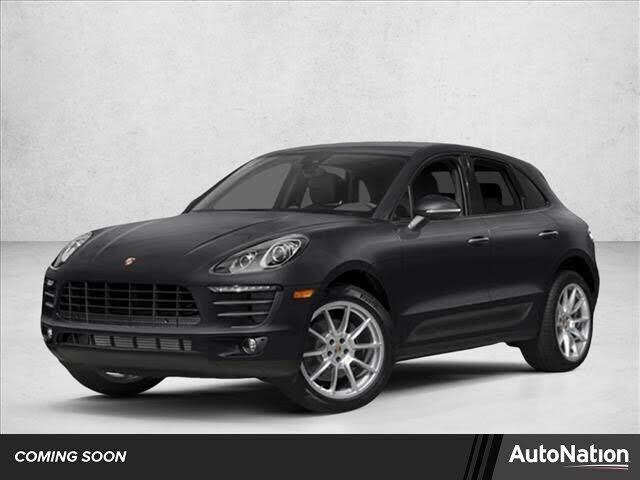 2017 PORSCHE Macan
