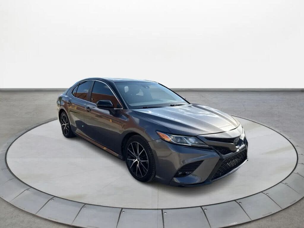 2018 TOYOTA Camry