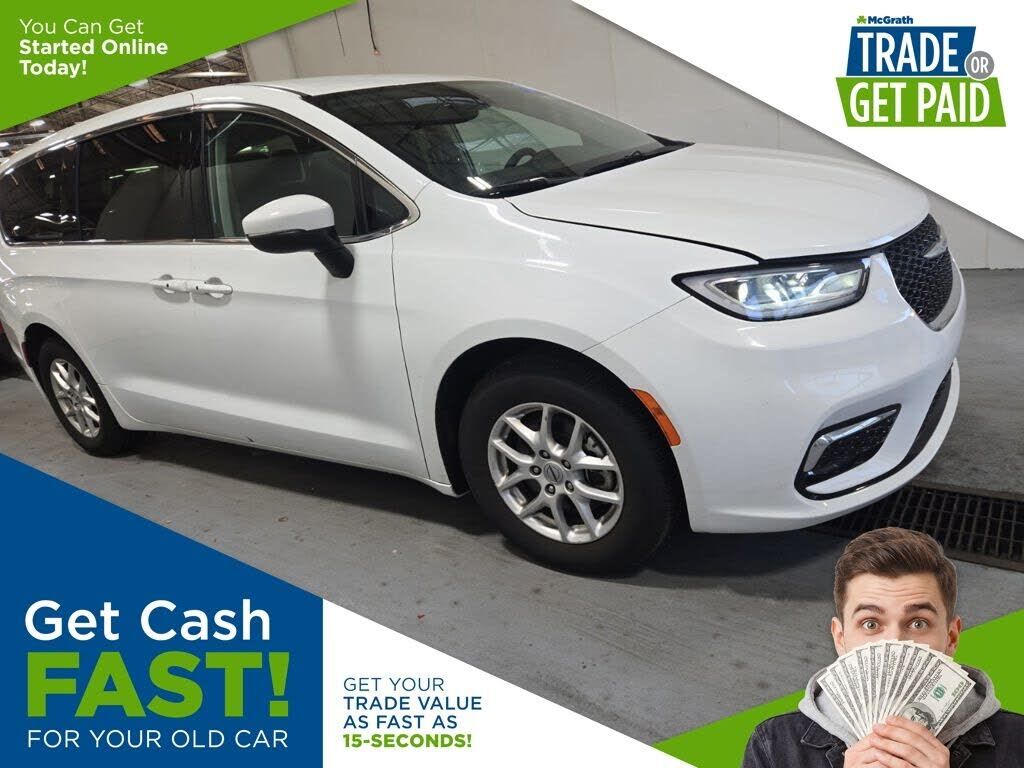 2023 CHRYSLER Pacifica