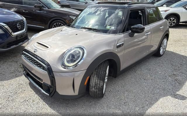 2022 MINI Hardtop