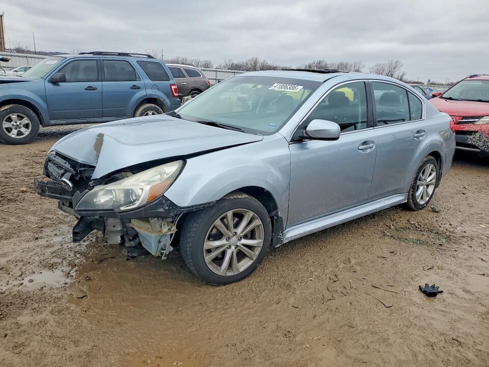 2013 SUBARU Legacy