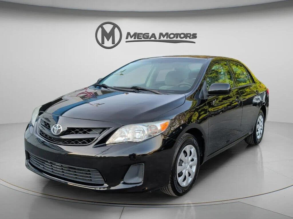 2013 TOYOTA Corolla