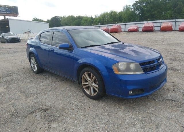2014 DODGE Avenger