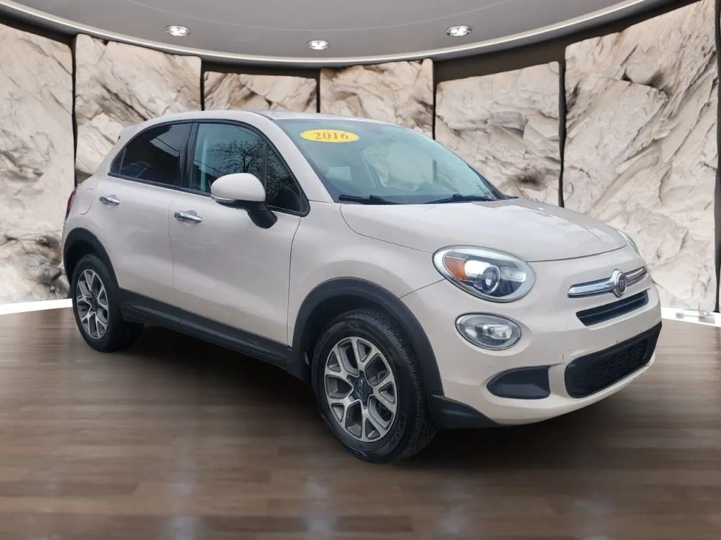 2016 FIAT 500X