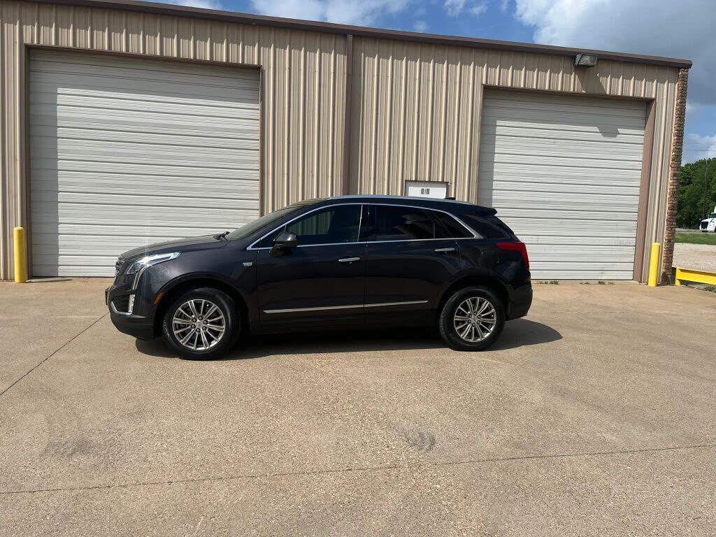 2017 CADILLAC XT5