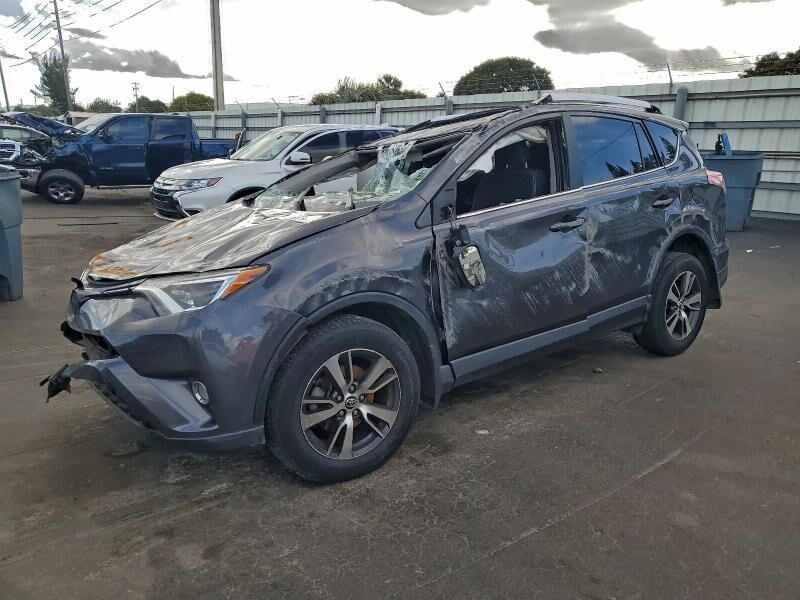 2016 TOYOTA RAV4