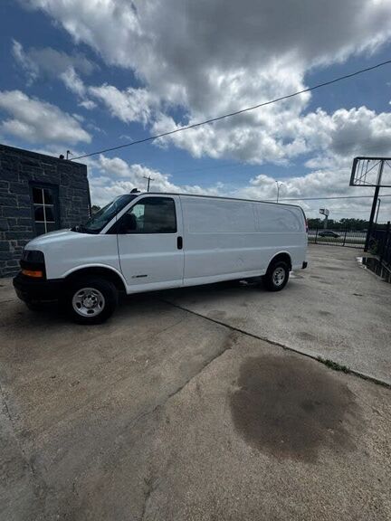 2023 CHEVROLET Express