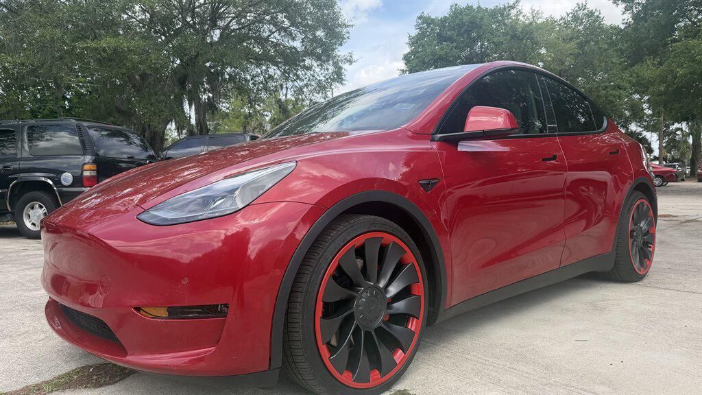 2022 TESLA Model Y