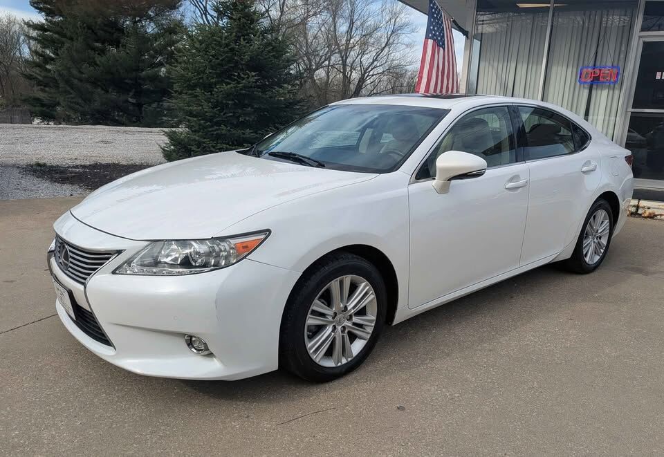 2014 LEXUS ES