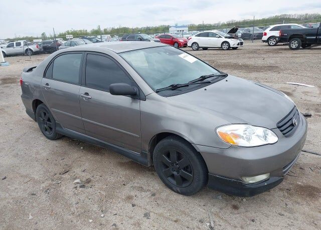 2004 TOYOTA Corolla