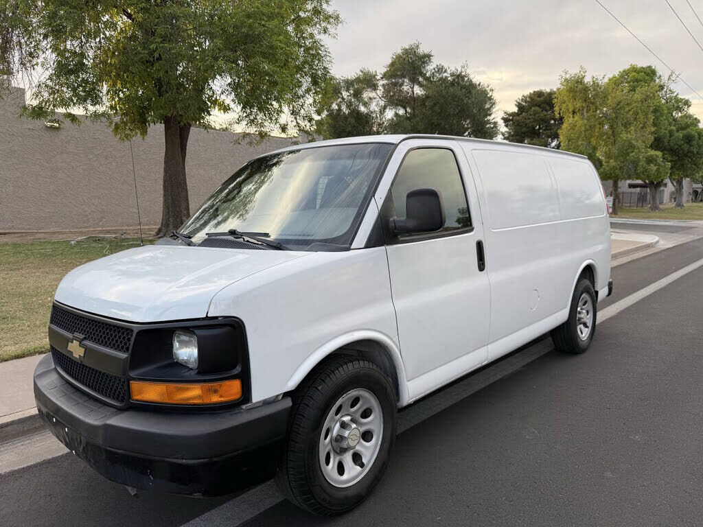 2012 CHEVROLET Express